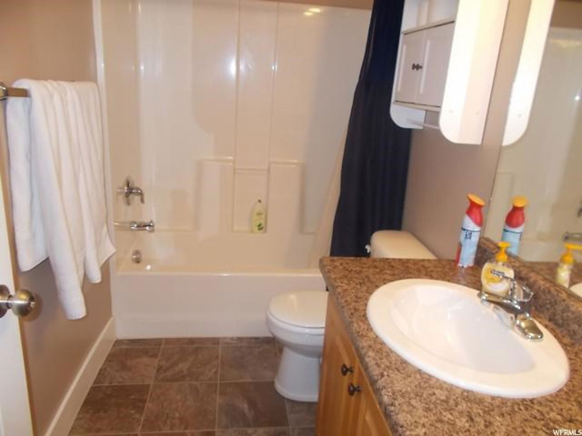 403 S 1320 E, Hyrum, UT 84319 — photo 9