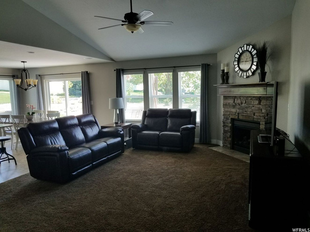 360 E 180 N, Hyde Park, UT 84318 — photo 9