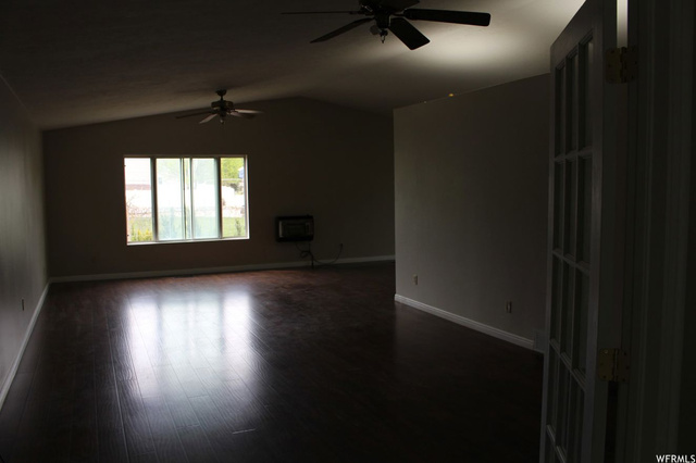 926 E 2200 N, North Logan, UT 84341 — photo 11