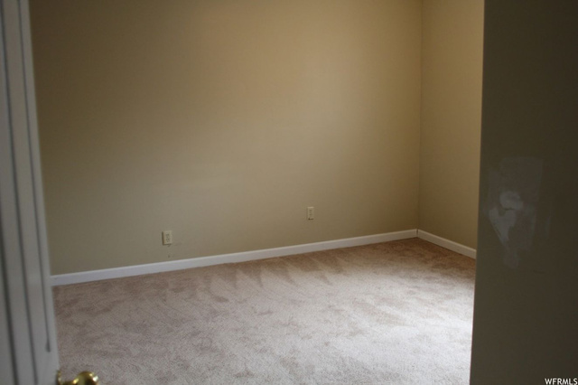 926 E 2200 N, North Logan, UT 84341 — photo 6