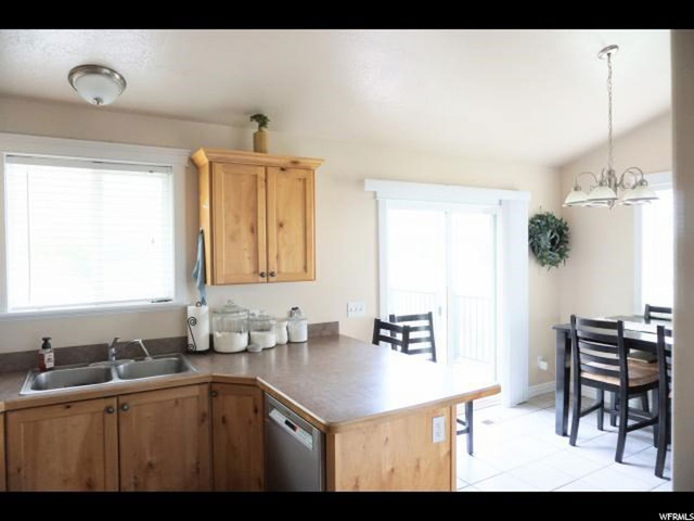 1302 N Chilly Peak Cir E, Ogden, UT 84404 — photo 8