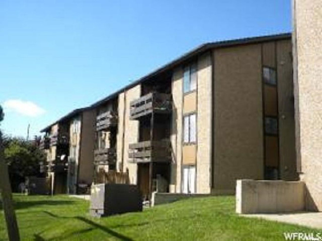 1762 E 5625 S #B, Ogden, UT 84403 — photo 2