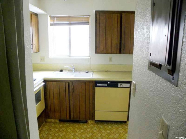 345 W 1100 N ##1, Logan, UT 84341 — photo 5