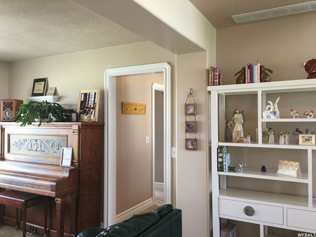 2012 S Cameron Dr, West Haven, UT 84401 — photo 5