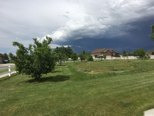 2012 S Cameron Dr, West Haven, UT 84401 — photo 2