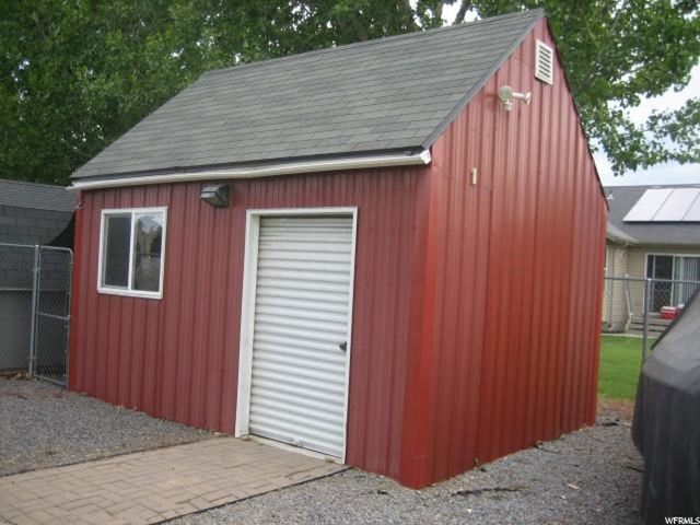 2109 N 2525 W, Clinton, UT 84015 — photo 9