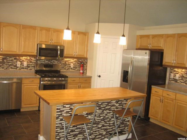 2109 N 2525 W, Clinton, UT 84015 — photo 3