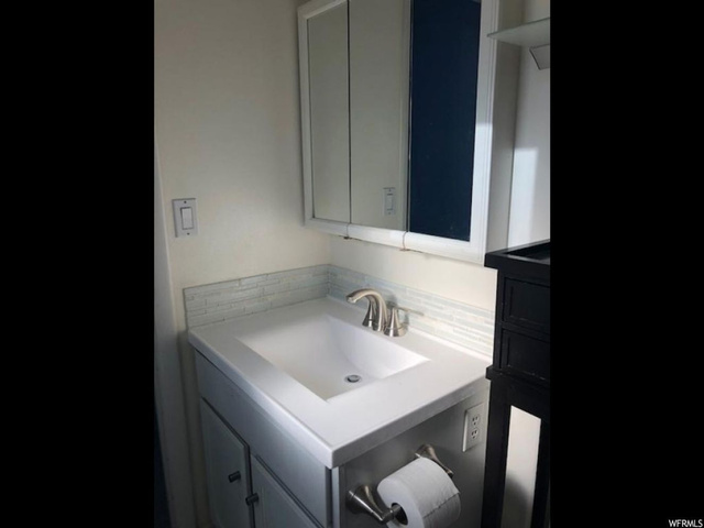 1429 E 8020 S, Sandy, UT 84093 — photo 11
