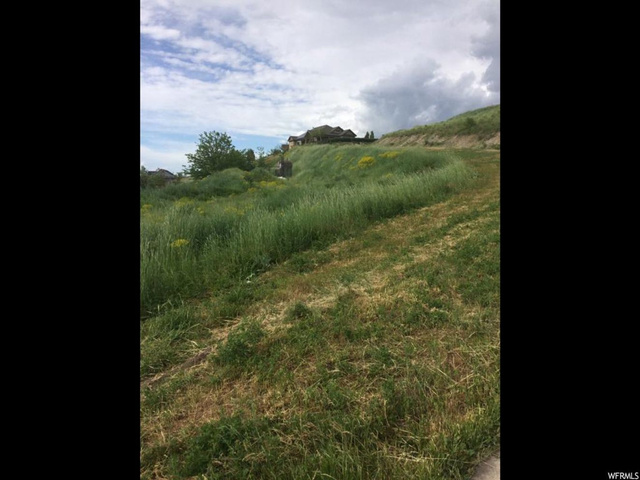325 E 100 N #27, Millville, UT 84326 — photo 2