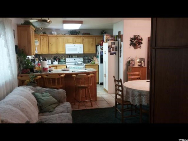 325 E 400 S, Hyrum, UT 84319 — photo 9