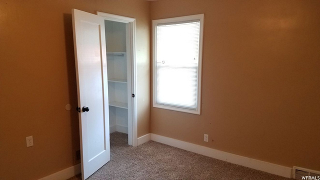 407 E 500 S, River Heights, UT 84321 — photo 10