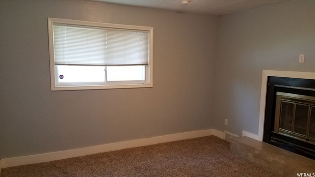 407 E 500 S, River Heights, UT 84321 — photo 7