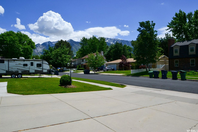 1795 E 9845 S, Sandy, UT 84092 — photo 2
