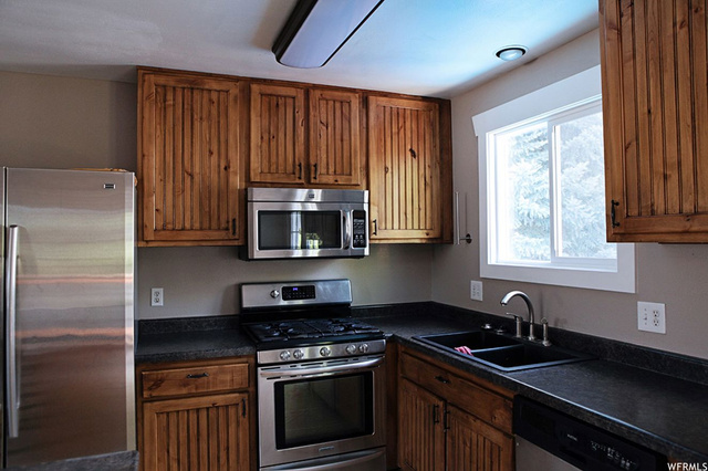 750 W 600 S, Logan, UT 84321 — photo 12