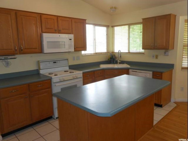 2184 N 2525 W, Clinton, UT 84015 — photo 10