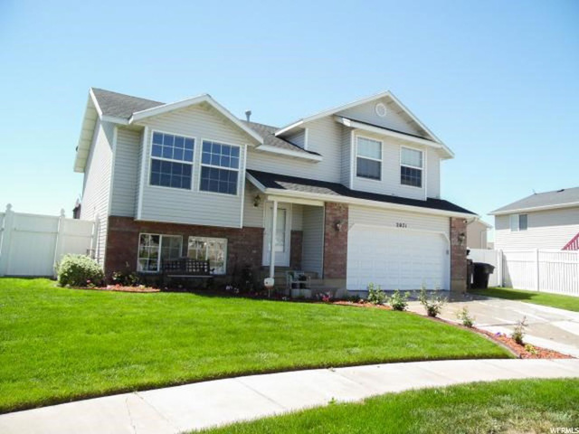 2071 W 2175 N, Clinton, UT 84015 — photo 3