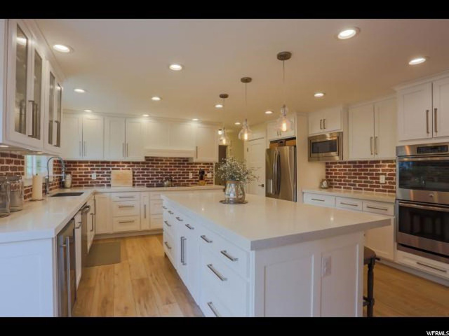 2859 E 9725 S, Sandy, UT 84092 — photo 4