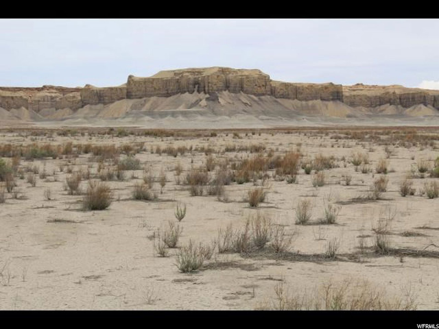 9855 S Highway 24 St E, Caineville, UT 84775 — photo 3