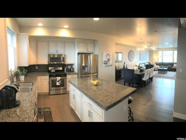 31 E Blue River Dr S, Draper, UT 84020 — photo 3
