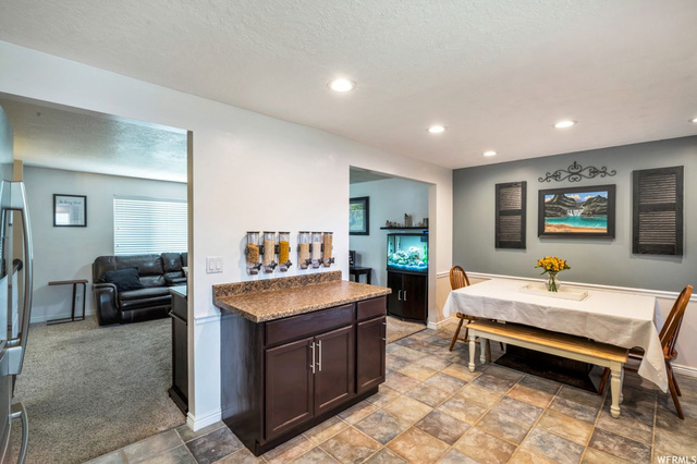 2124 N 2475 W, Clinton, UT 84015 — photo 7