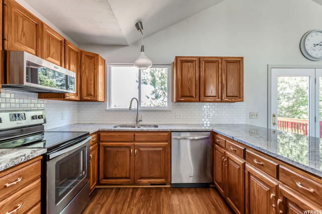 1773 E Ski View Dr, Sandy, UT 84092 — photo 5