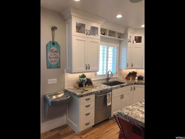 893 E Fence Post Rd, Fruit Heights, UT 84037 — photo 11