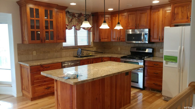 1107 N Main St, Willard, UT 84340 — photo 8