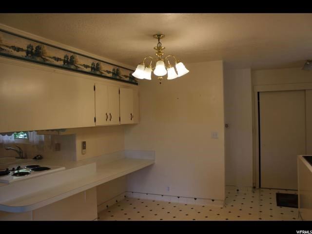 251 E 800 S, Centerville, UT 84014 — photo 8