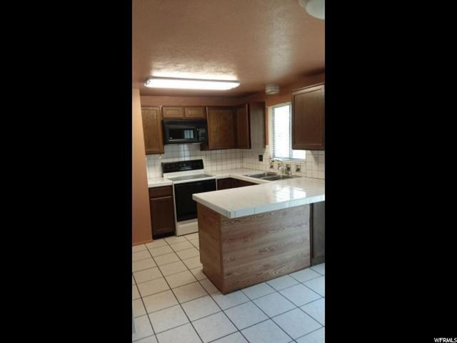 5506 S 3925 W, Roy, UT 84067 — photo 10