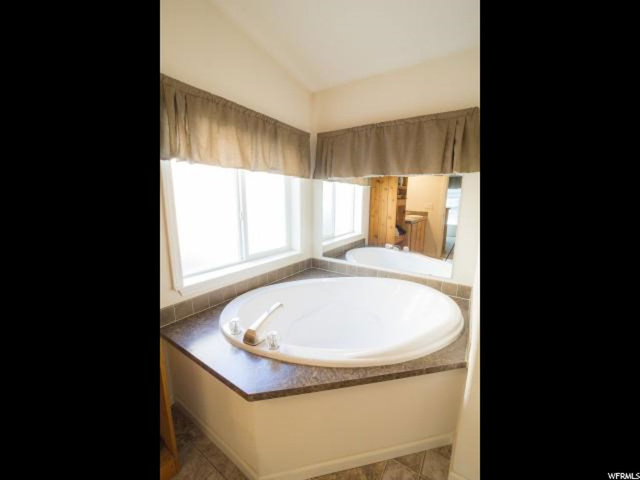 9772 S Redwash Rd E, Jensen, UT 84035 — photo 11