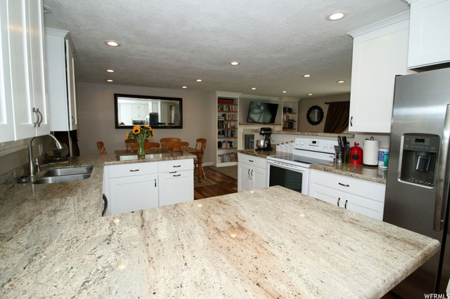 2049 S 750 E, Bountiful, UT 84010 — photo 4