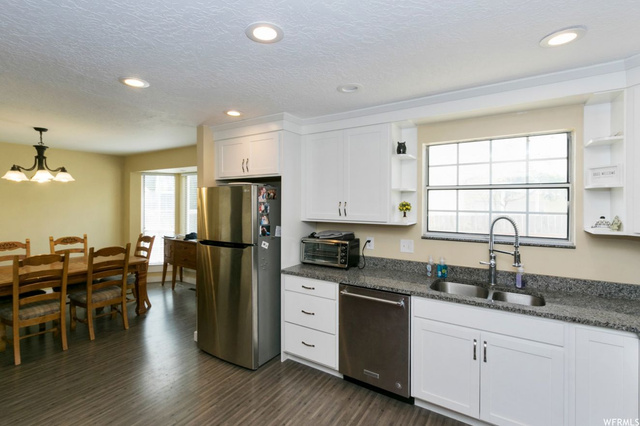 1670 E Ridgemark Dr S, Sandy, UT 84092 — photo 12