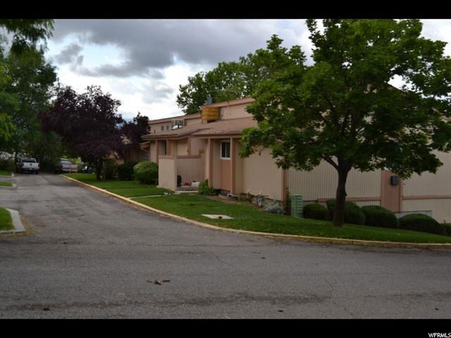 885 S 1650 E #B, Clearfield, UT 84015 — photo 3
