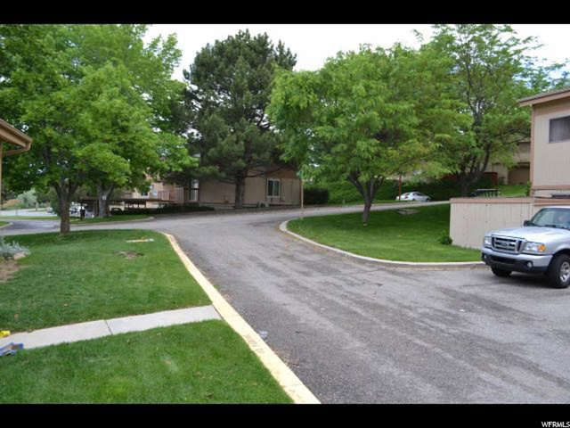 885 S 1650 E #B, Clearfield, UT 84015 — photo 4
