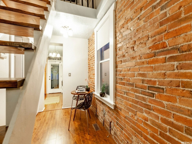 208 E Vine St, Murray, UT 84107 — photo 10