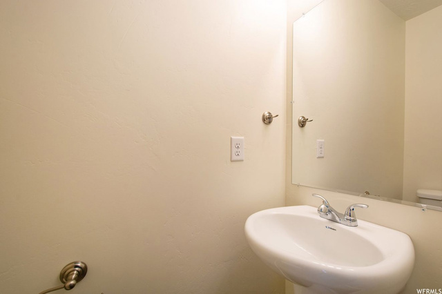 76 E 630 N, Vineyard, UT 84058 — photo 11