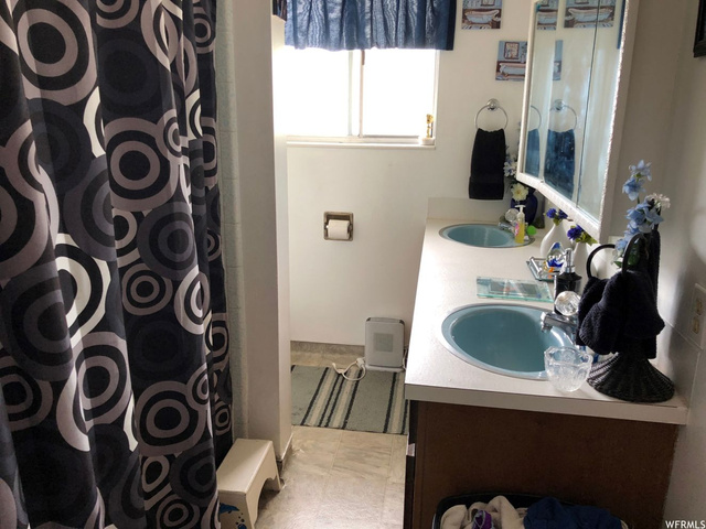 45 W 1600 N, Sunset, UT 84015 — photo 4