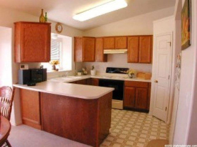 5520 S 4100 W, Roy, UT 84067 — photo 6