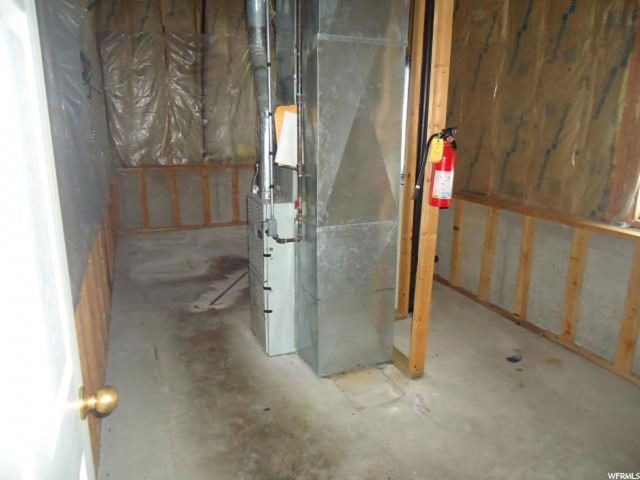 1631 N 2225 W, Clinton, UT 84015 — photo 10