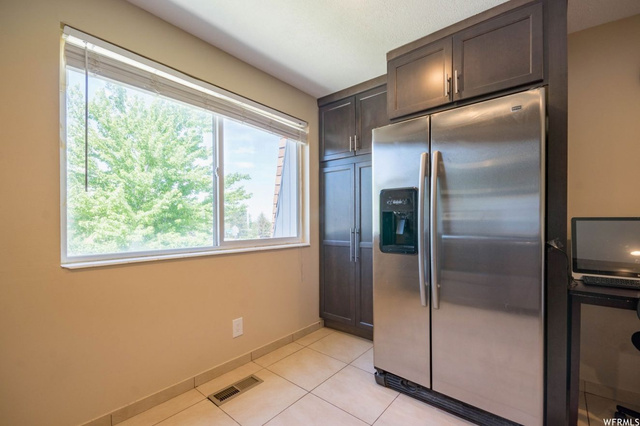 8431 S 1575 E, Sandy, UT 84093 — photo 5