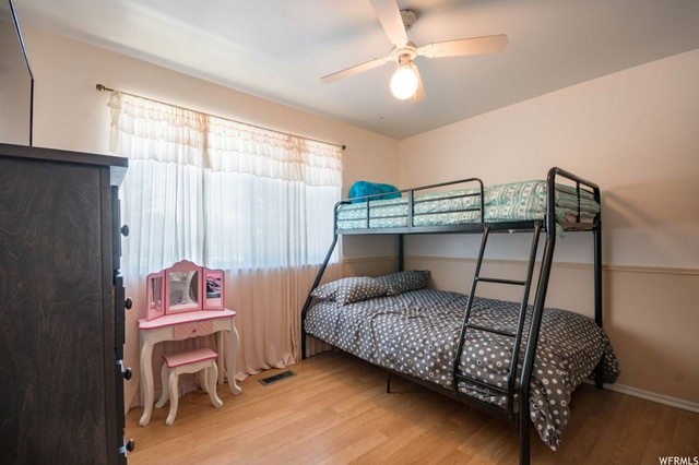 8431 S 1575 E, Sandy, UT 84093 — photo 11