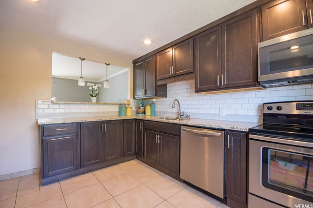 8431 S 1575 E, Sandy, UT 84093 — photo 6