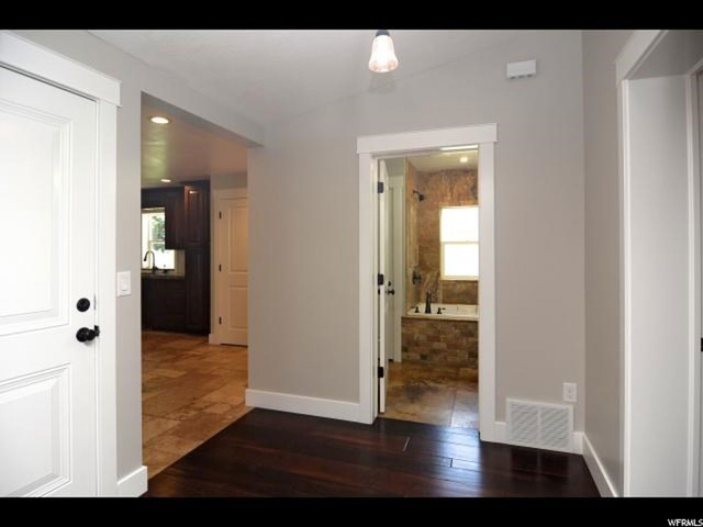 697 E 2550 N, North Ogden, UT 84414 — photo 8