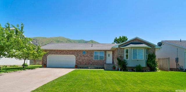 17 S Wapiti Loop, Hyrum, UT 84319 — photo 2