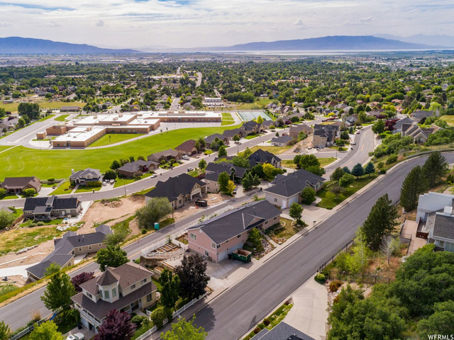 1735 E Spring Oaks Dr, Springville, UT 84663 — photo 2