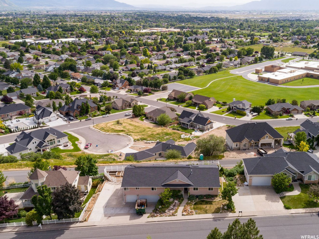 1735 E Spring Oaks Dr, Springville, UT 84663 — photo 12