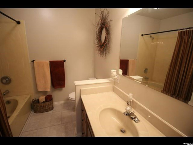 70 N 200 E, Hyde Park, UT 84318 — photo 12