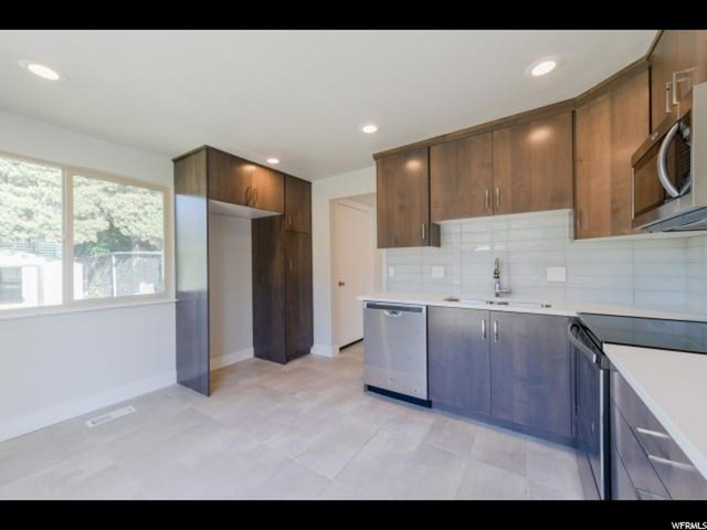 409 E 10185 S, Sandy, UT 84070 — photo 7