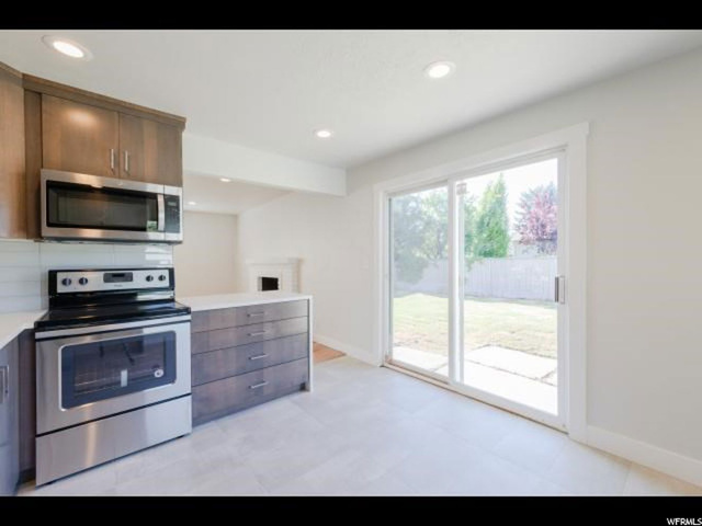 409 E 10185 S, Sandy, UT 84070 — photo 9