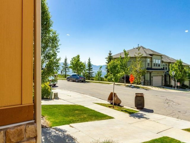 2004 E Stoneleigh Dr, Draper, UT 84020 — photo 3